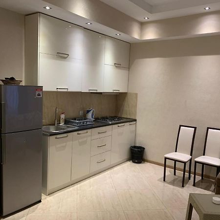 Apartment Three Bedroom In Saburtalo Tbilissi Extérieur photo