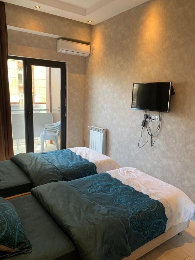 Apartment Three Bedroom In Saburtalo Tbilissi Extérieur photo